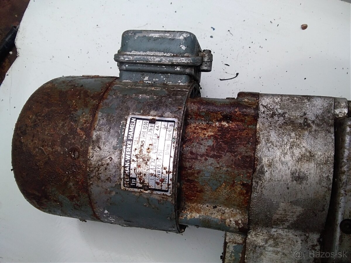 Elektro motor s prevodovkku