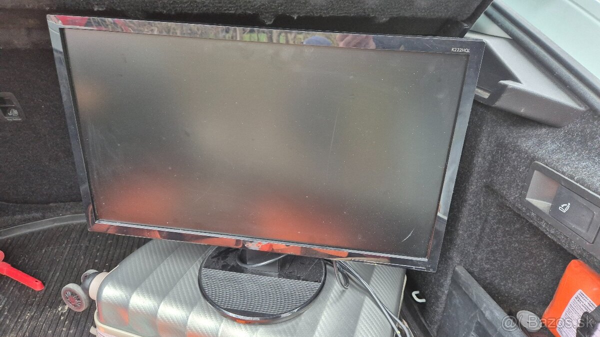 Monitor 22"