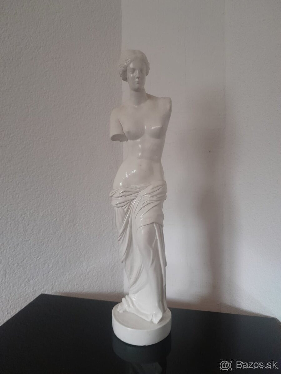 Sádrová socha