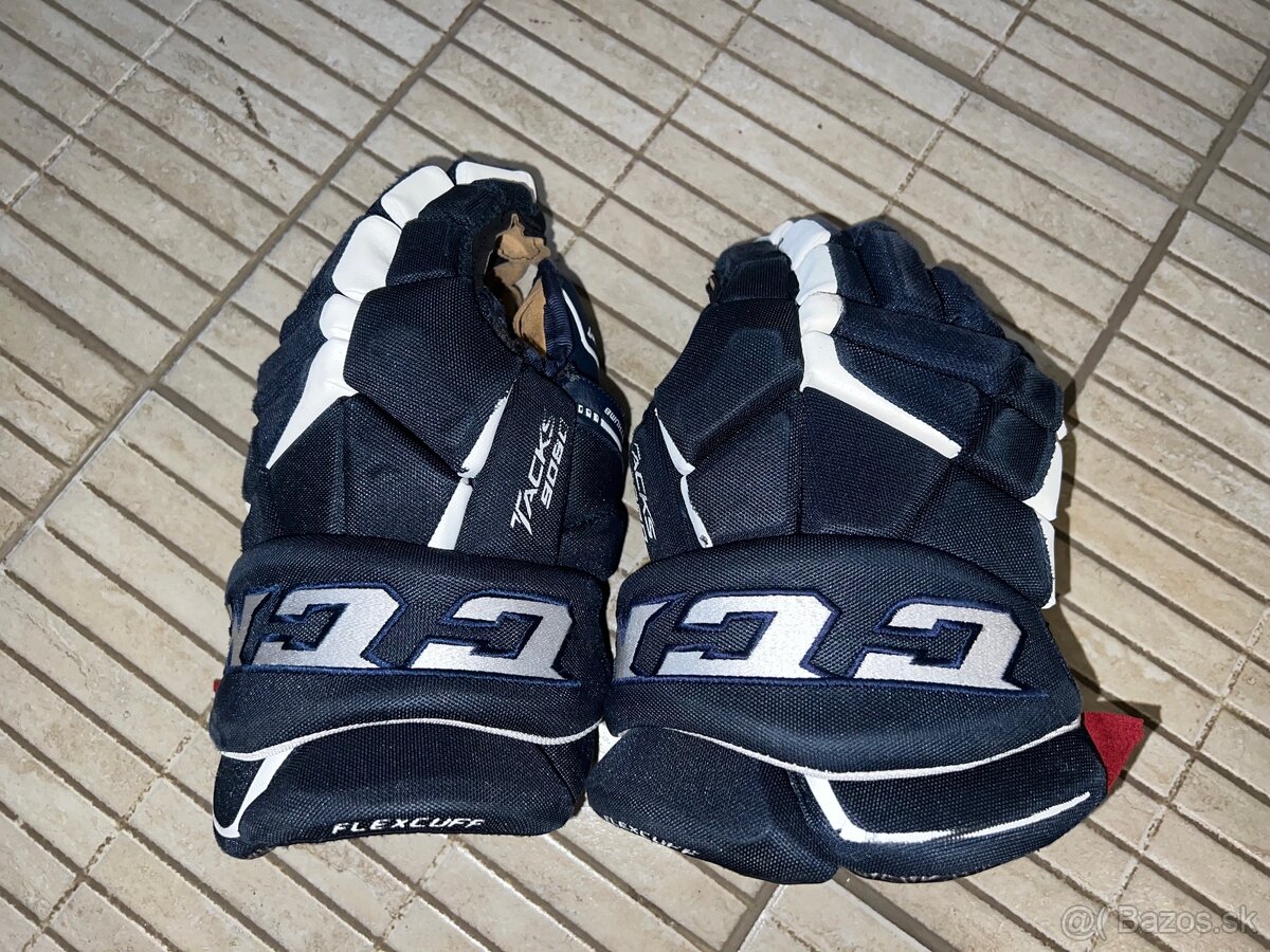 CCM Tacks 9080 sr hokejove rukavice