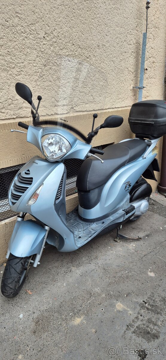 Honda ps 125i