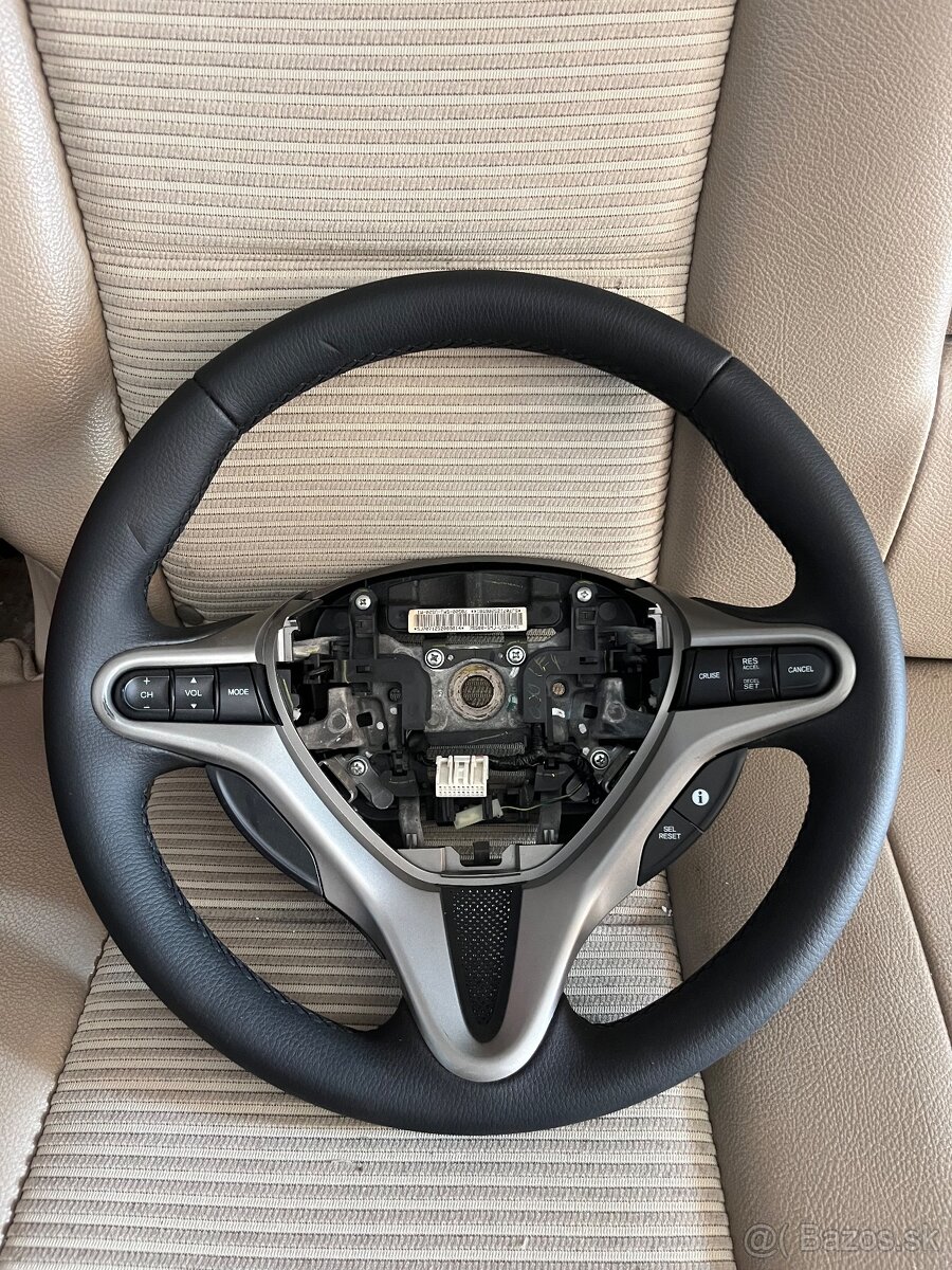 Kožený volant Civic