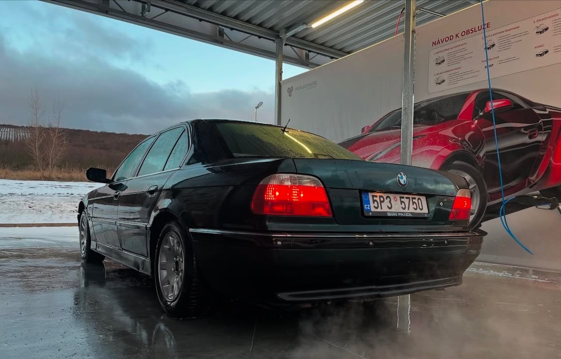 BMW E38 740i (BA + LPG)