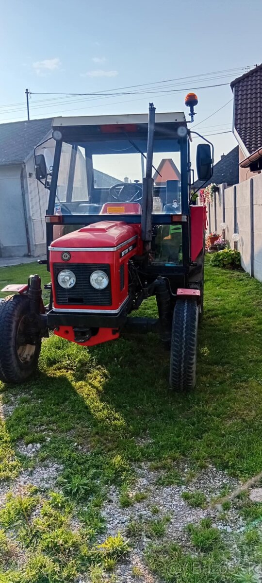 Predam Zetor 7011