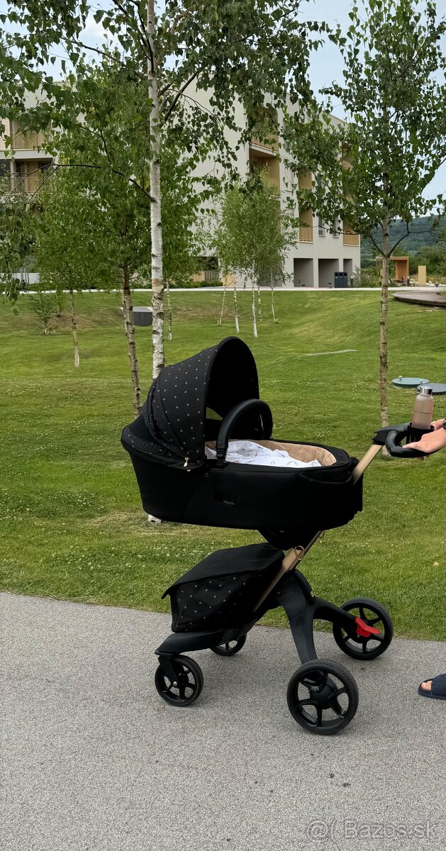 Stokke Xplory X Gold/Black Signature B / V6