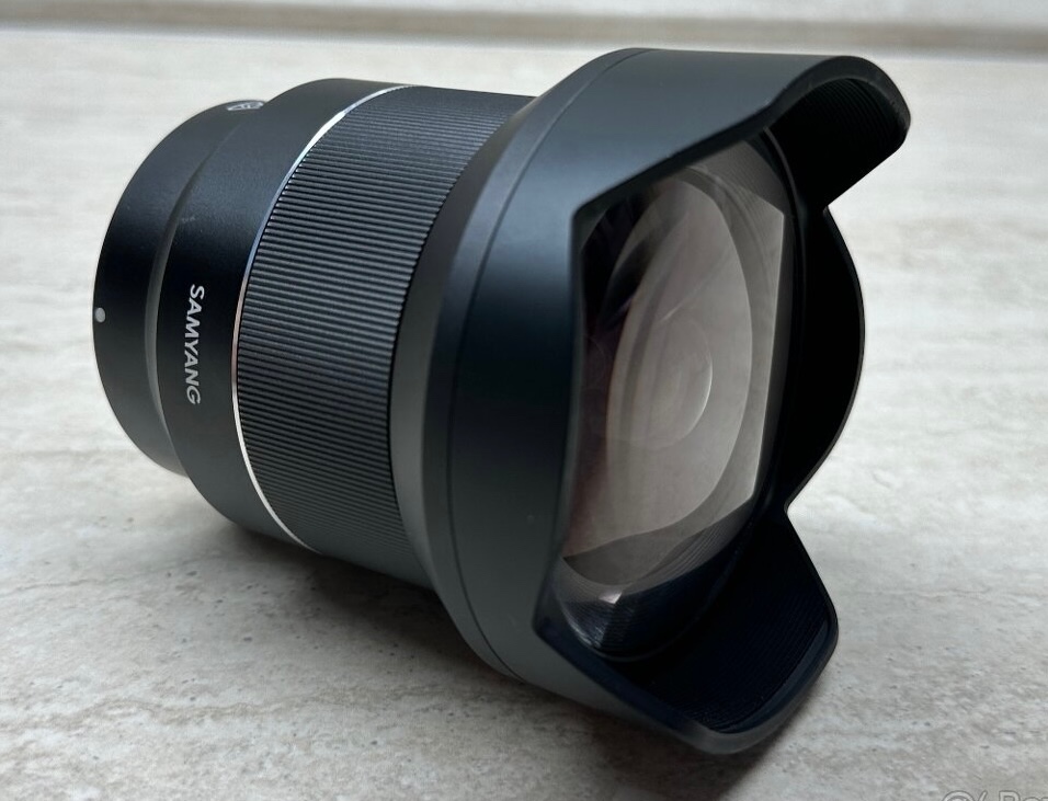 Samyang AF 14mm f/2.8 FE