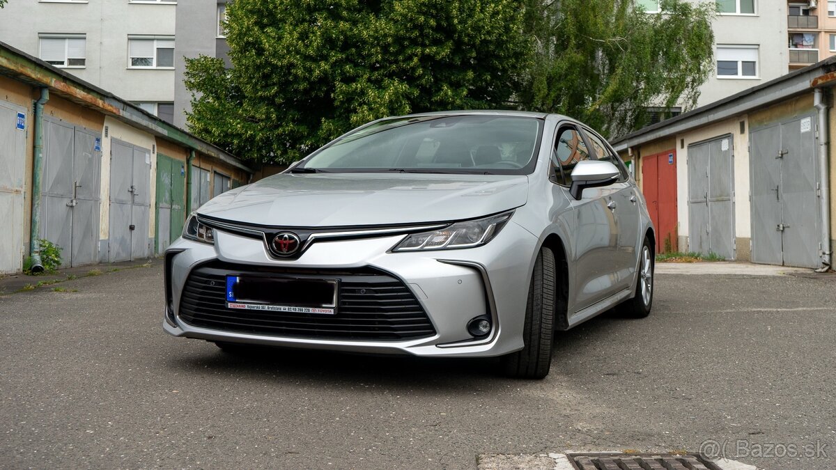 Toyota Corolla sedan 1.6 AT