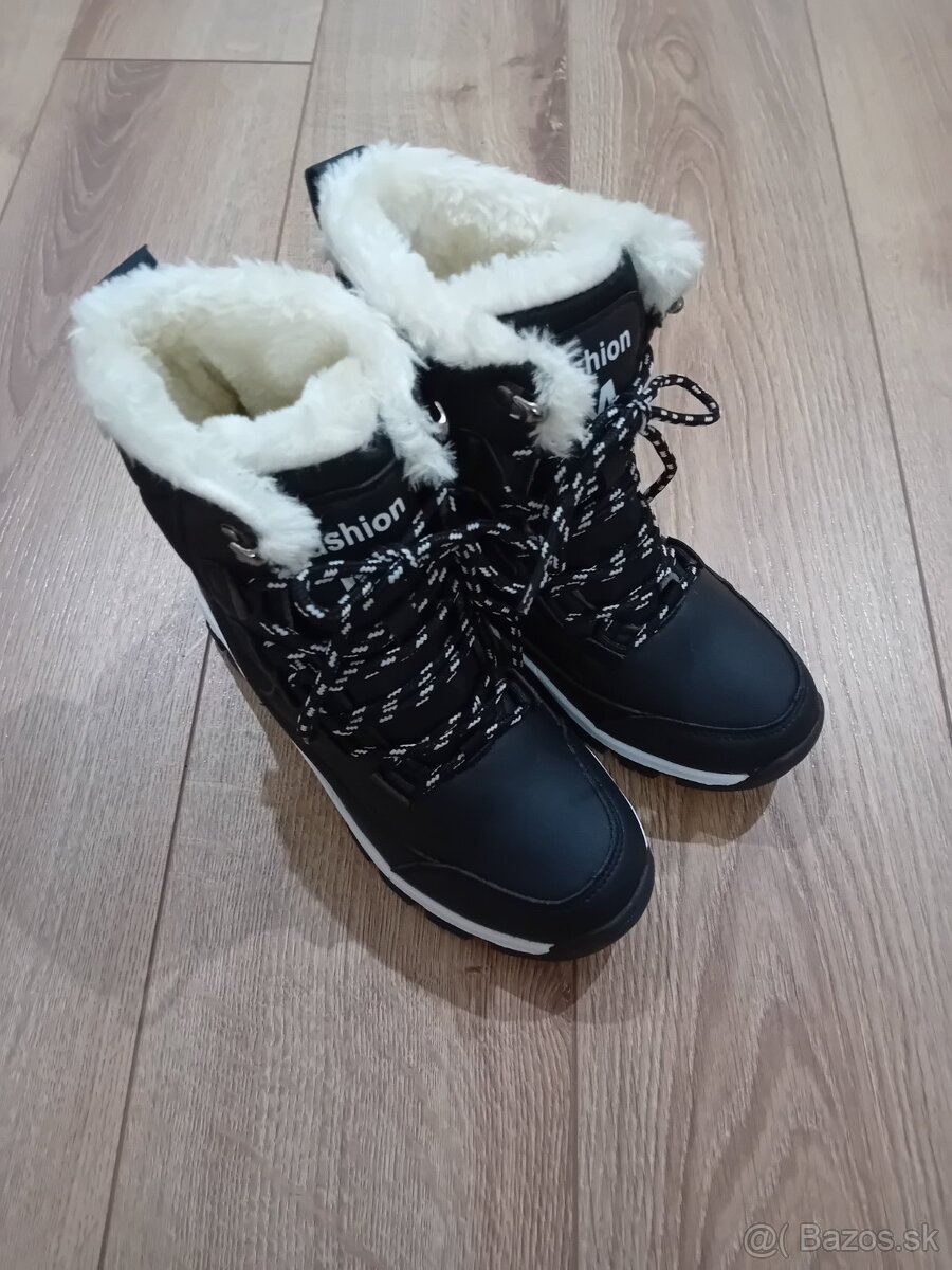Dievčenské zimné čižmy, velk. 35