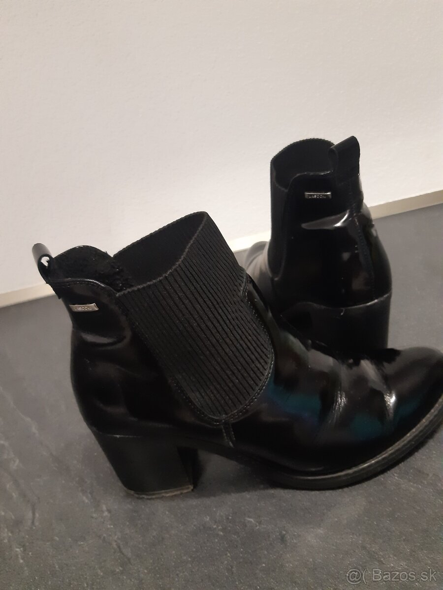 Kotníkové čižmy Lásočky