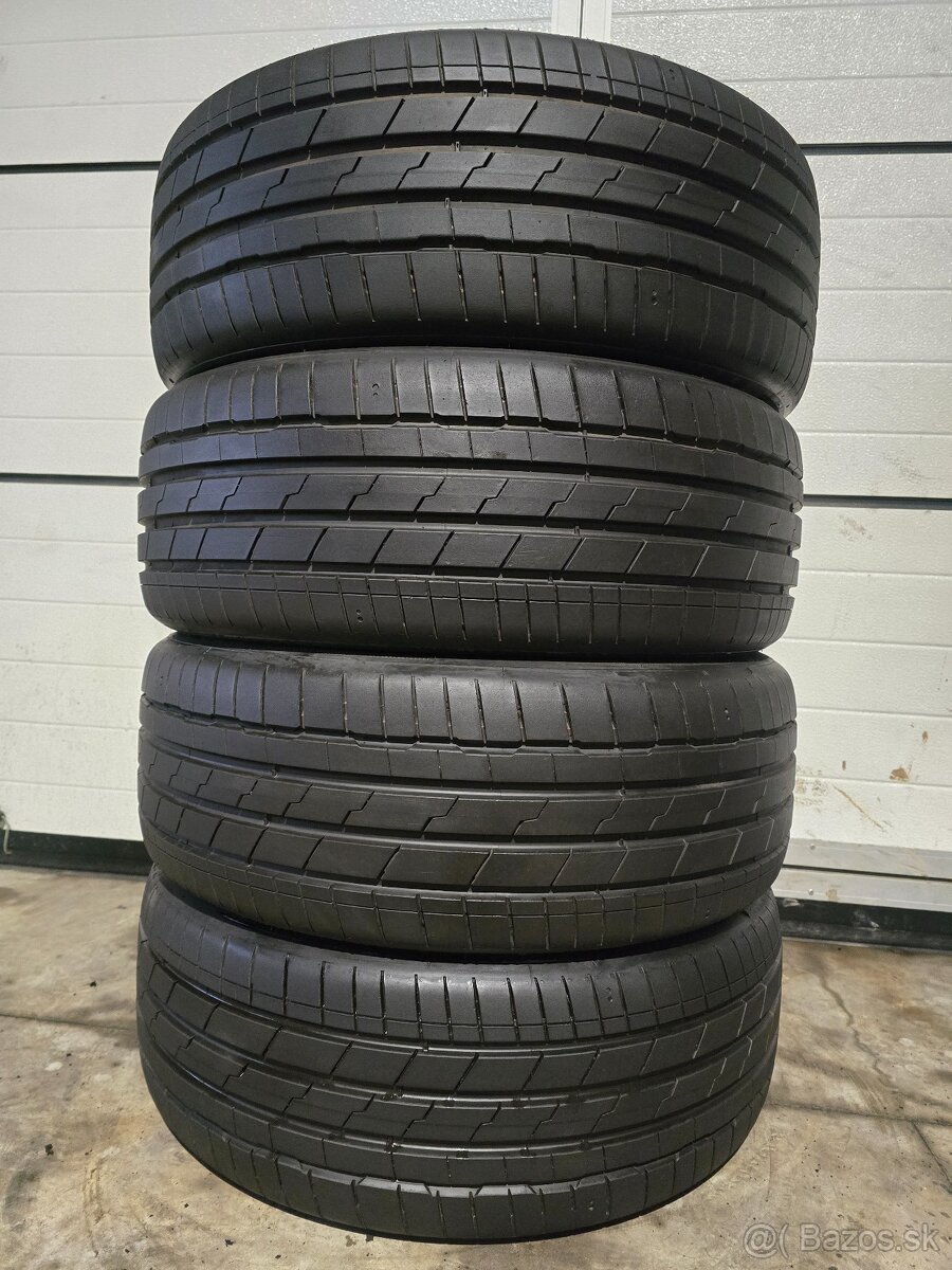 Zánovné Letné Pneu Hankook S1 EVO3 225/45 R19 2024