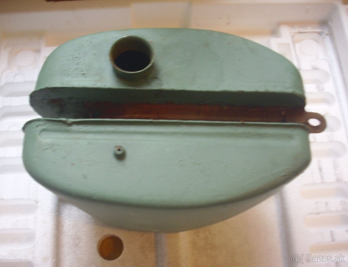 Jawa pionier dobrá nádrž