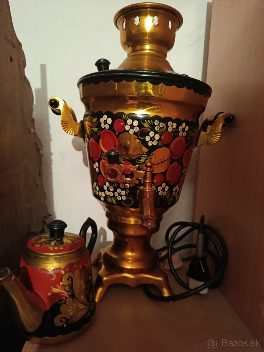 Malovaný samovar