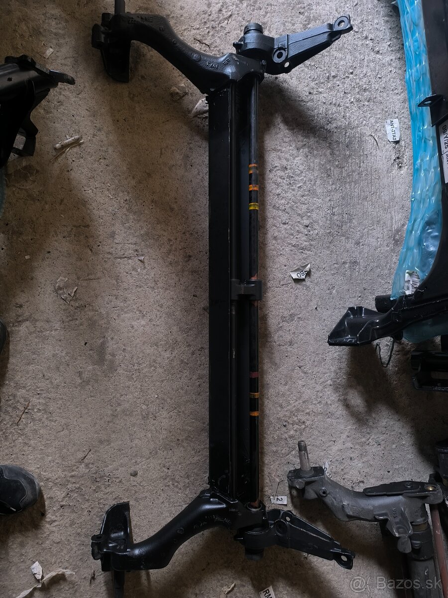 Zadna naprava renault Kango