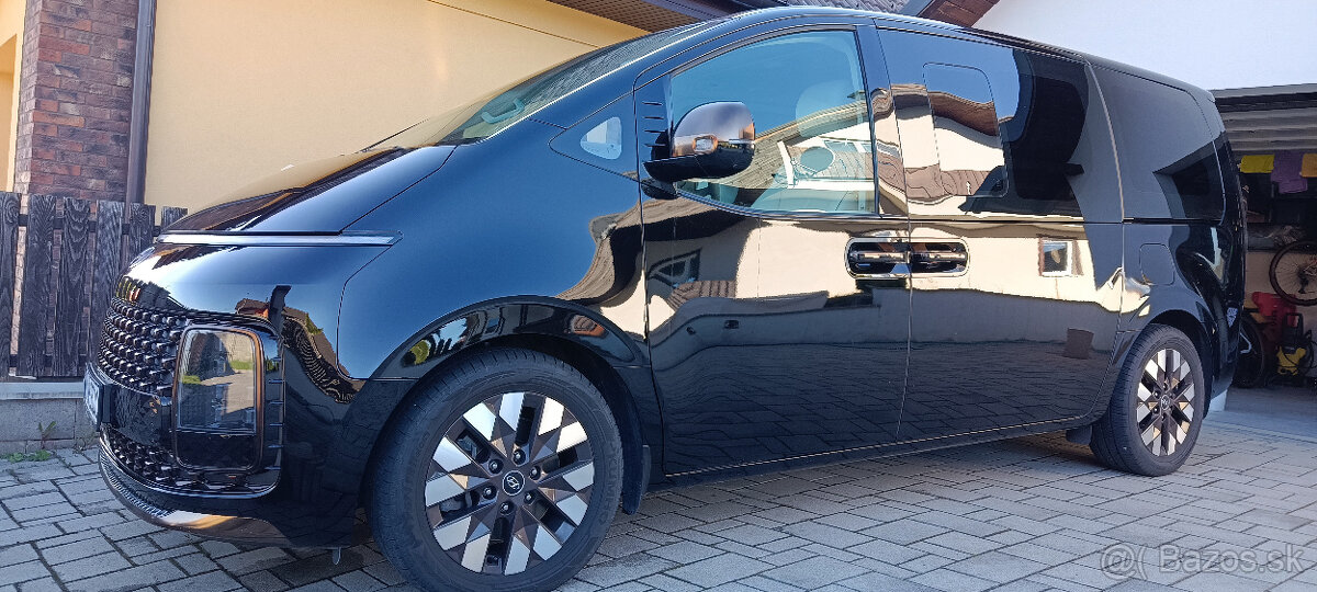 Hyundai Staria Luxury 2,2CRDi, 4x4 Automat