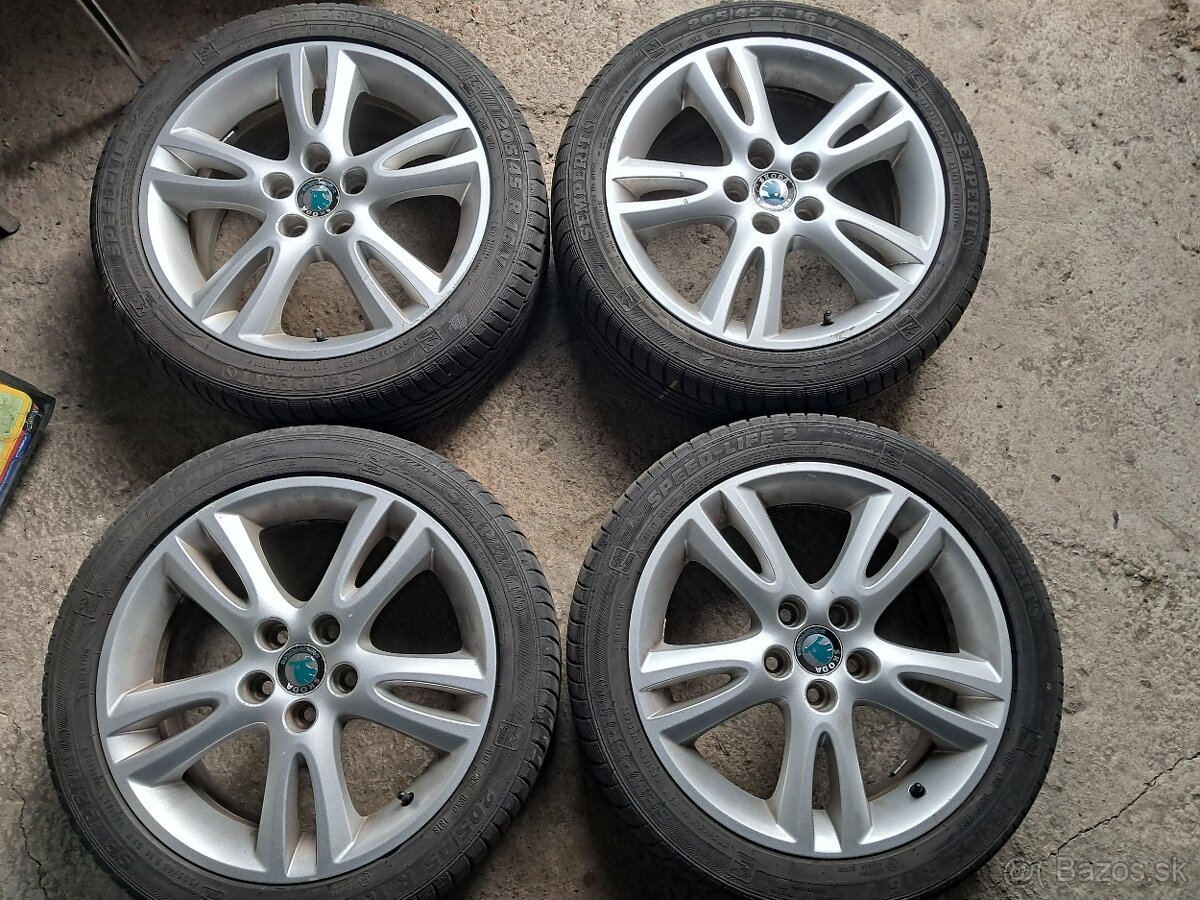 Škoda Fabia elektrony s gumami