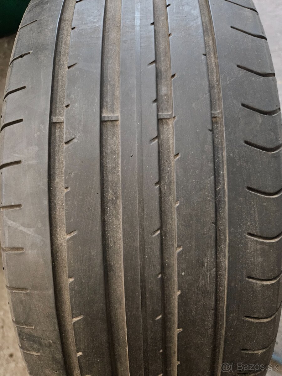 Predám letné 235/55 R18