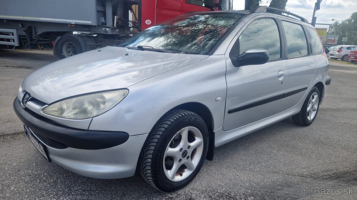 PEUGEOT 206 SW.1.1 BENZ
