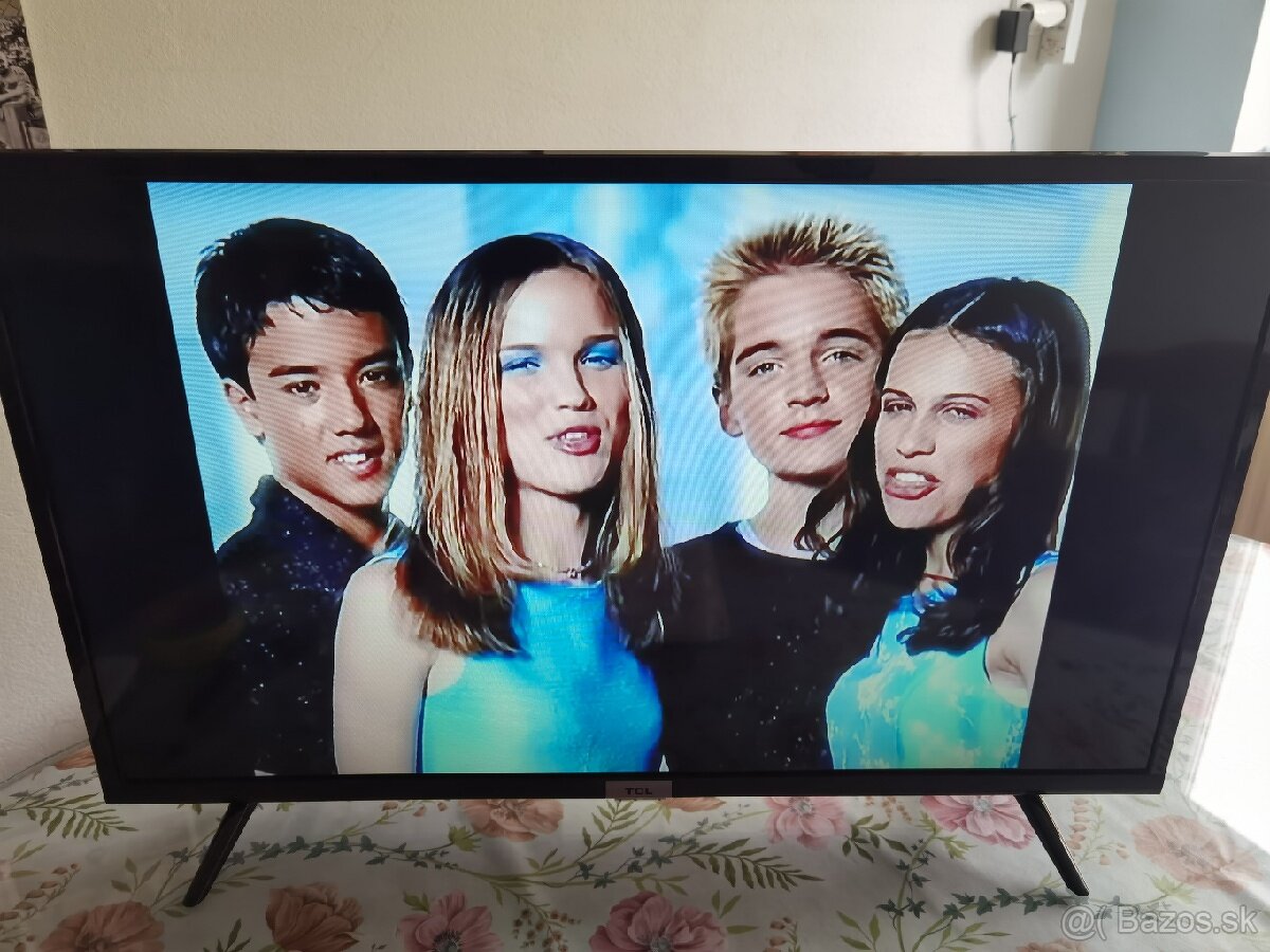 Predám Smart LED TV TCL 32ES560.