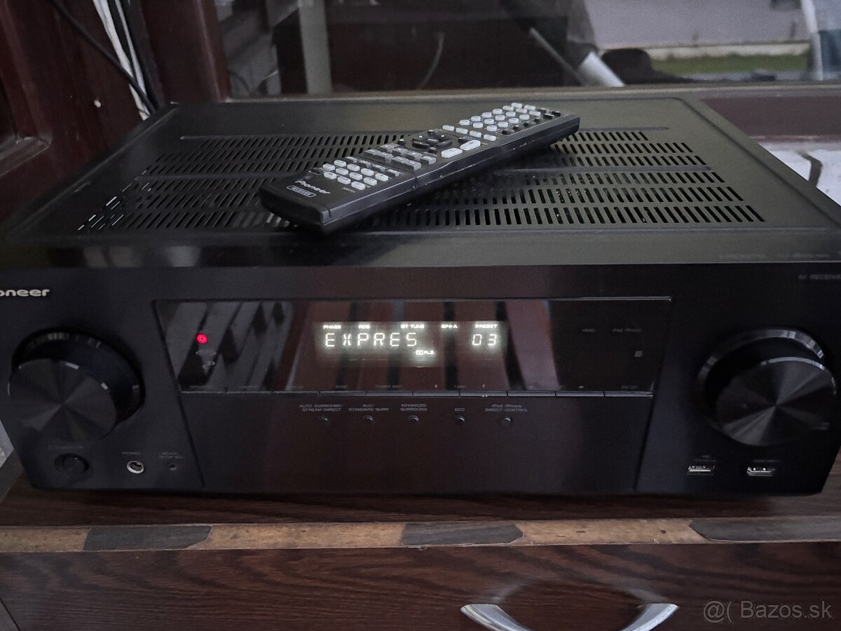 Pioneer vsx 529