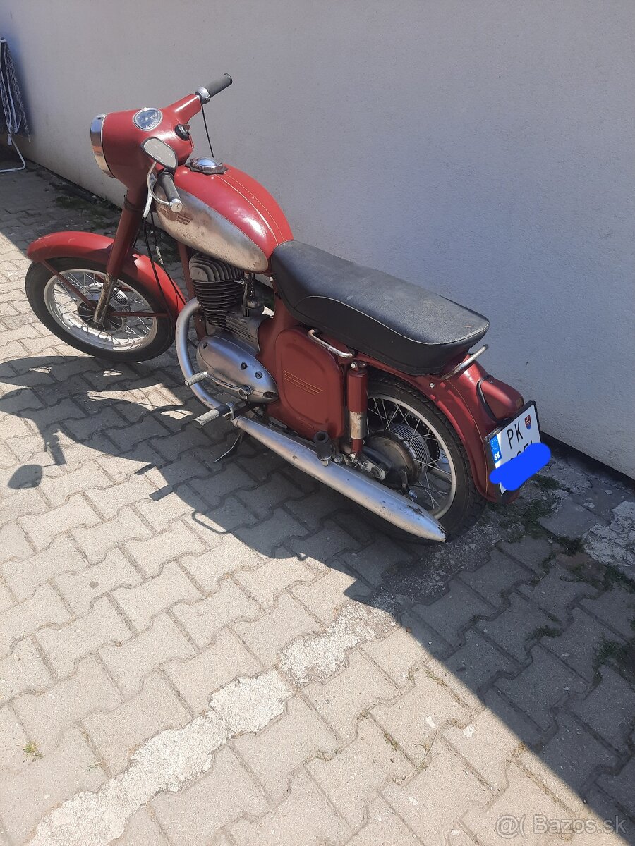 Jawa 250/559