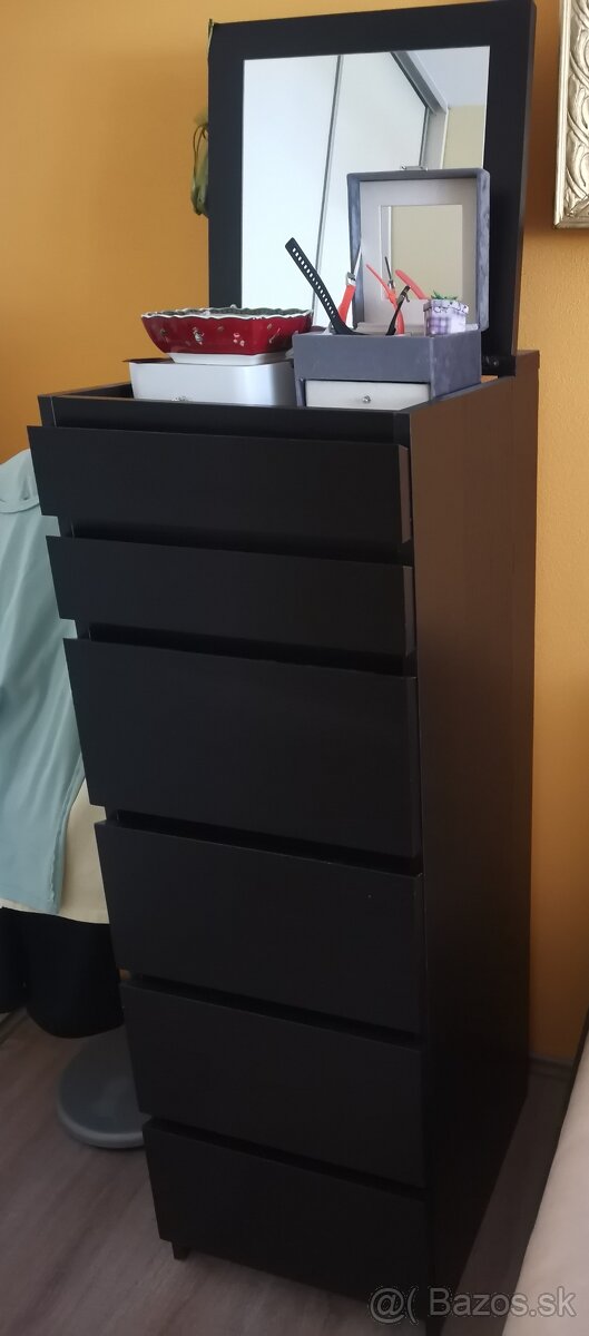 Komoda IKEA čierna 123 cm x 40 cm