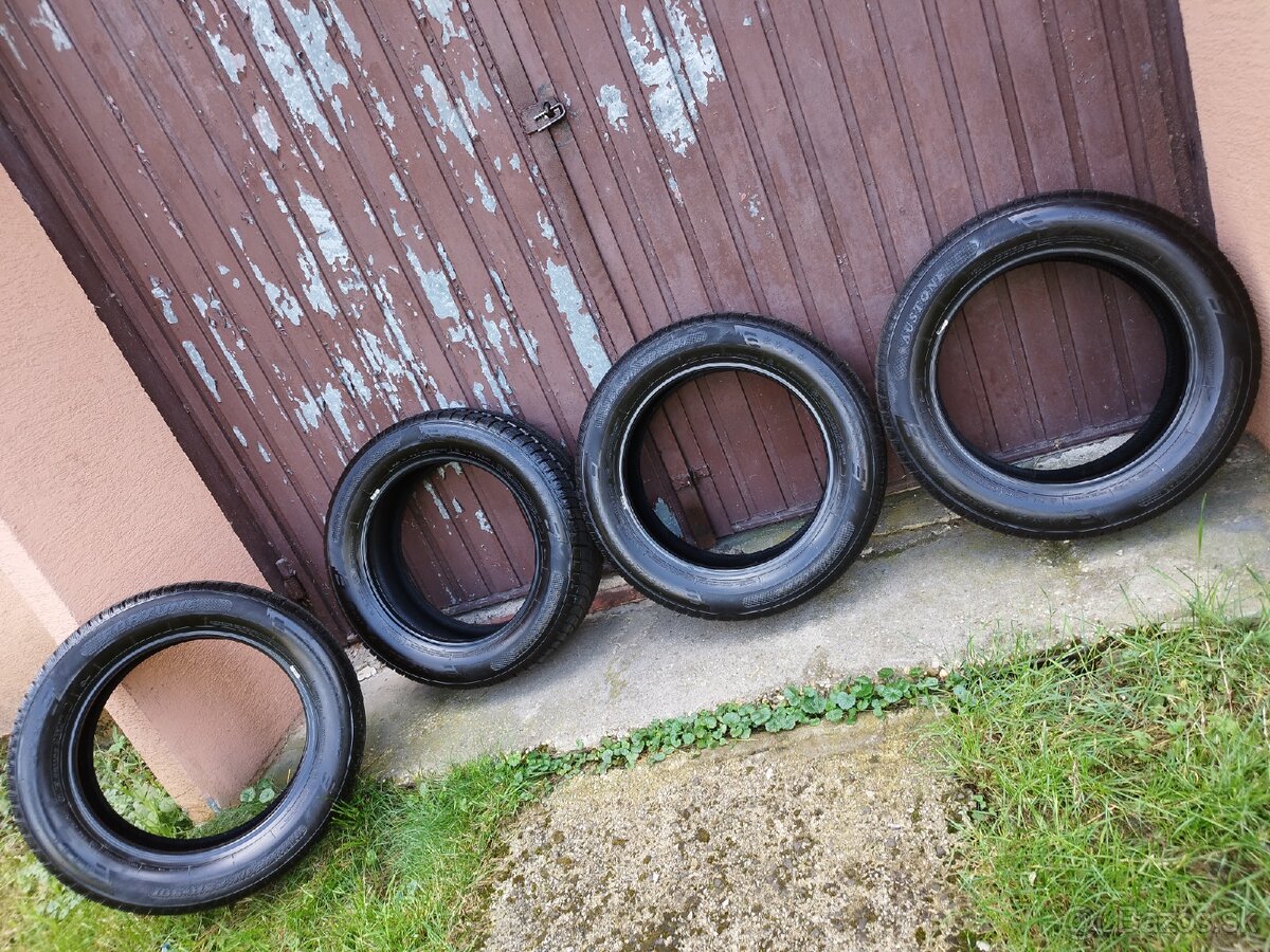 zimne pneumatiky 215/60 r17 96H 2024