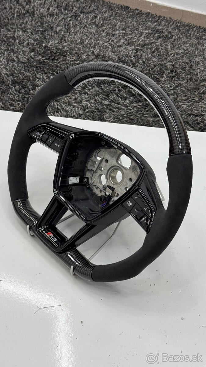 Carbon volant AUDI RS RS3 RS4 RS5 RS6 RSQ8 SQ5