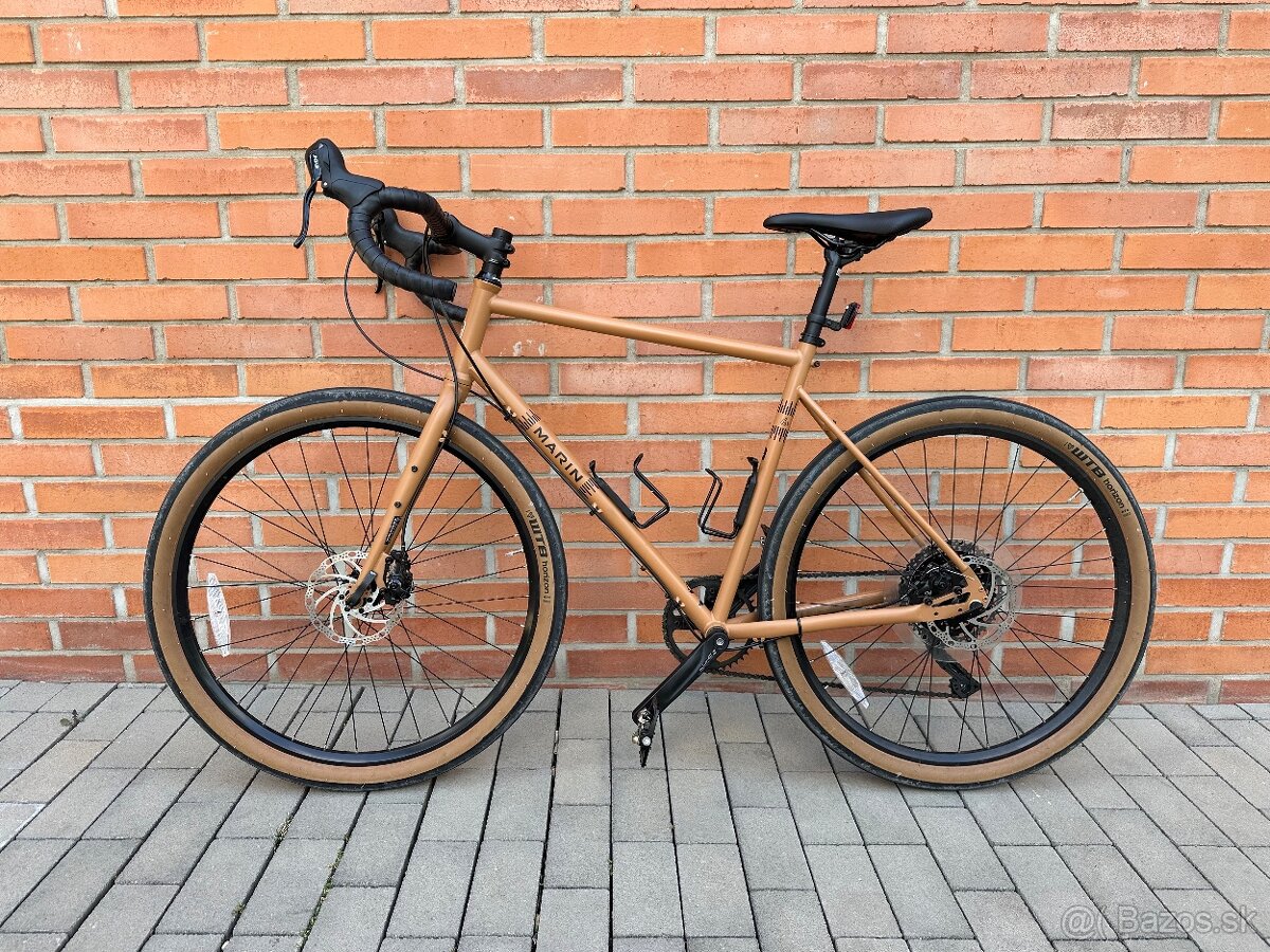NÁDHERNÝ gravel bicykel MARIN Nicasio+ v pieskovej ako NOVÝ