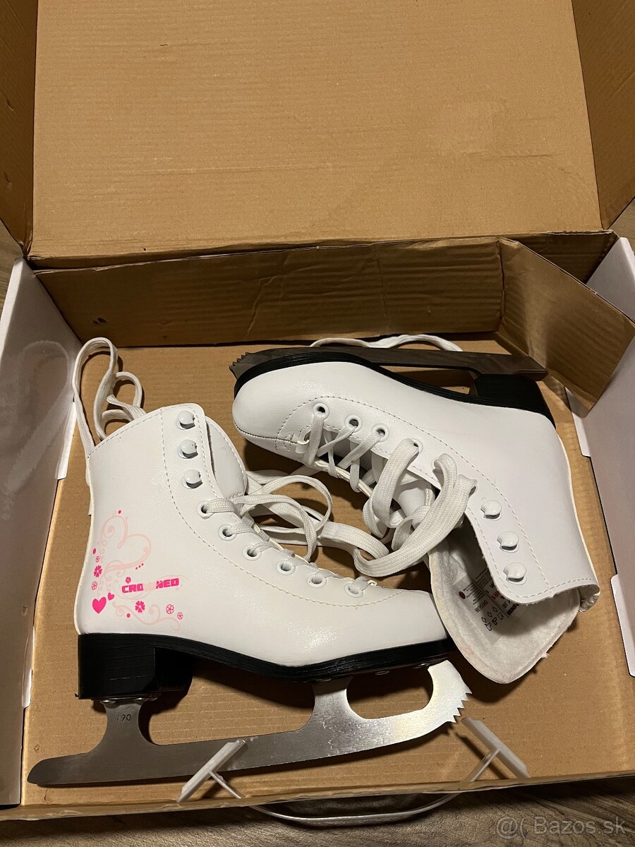 Dievčenské korčule na ľad