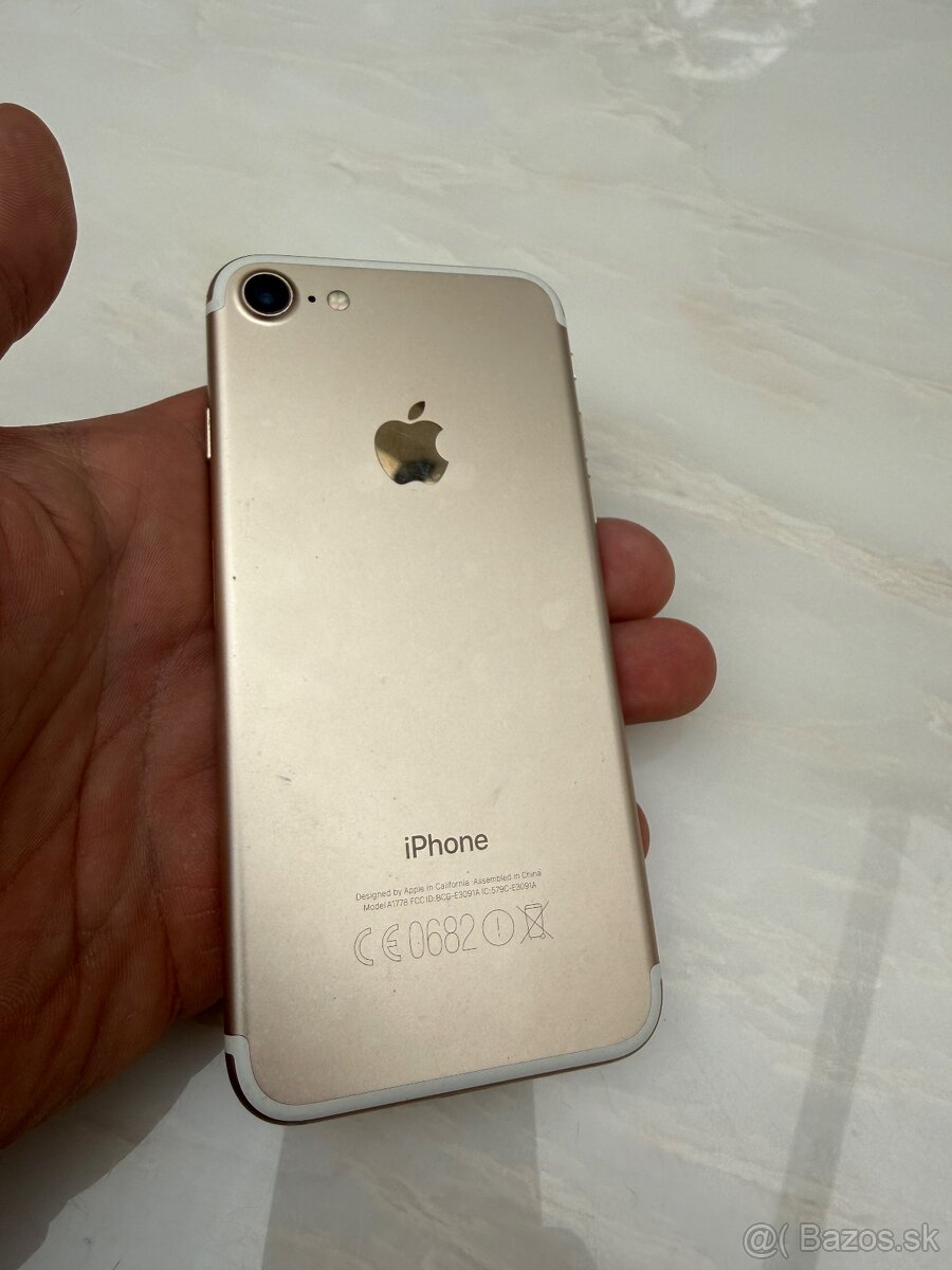 iPhone 7 Gold