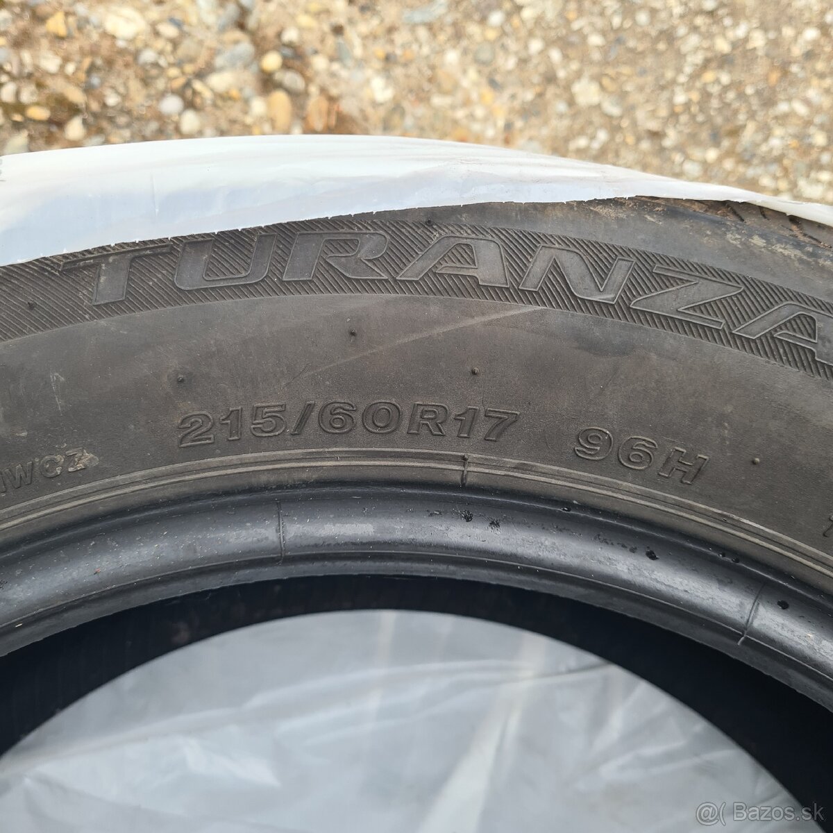 Pneumatiky 215/60 R17