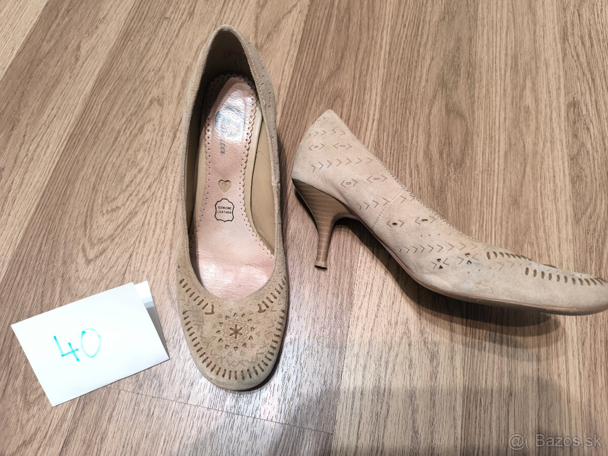 Bežové polotopánky