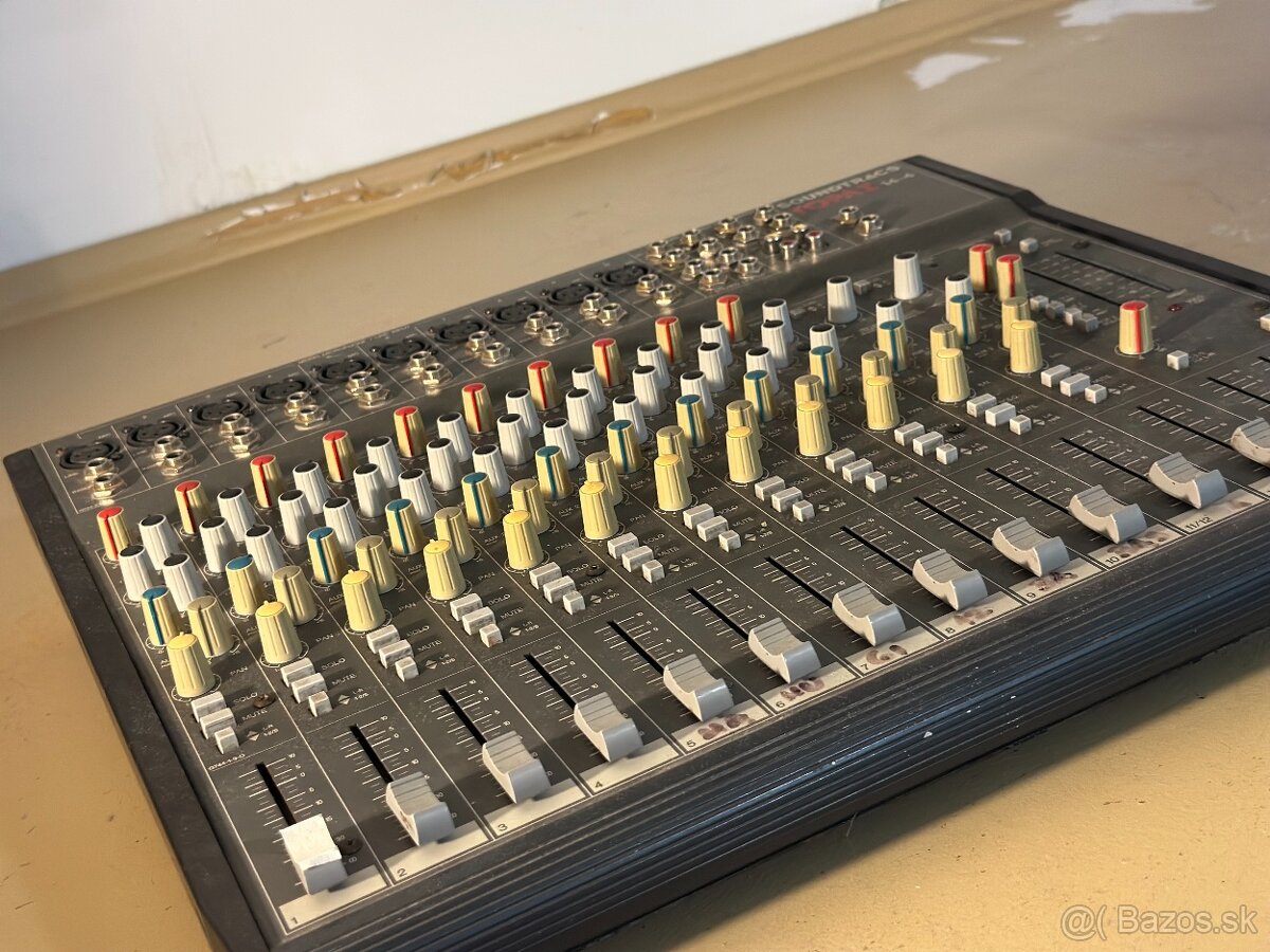Mixpult SoundTracs Topaz 14-4