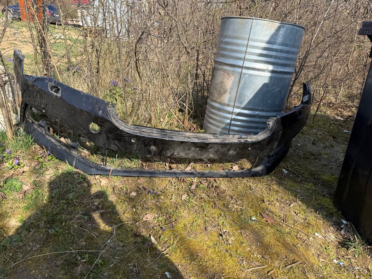 Predný nárazník škoda superb 3