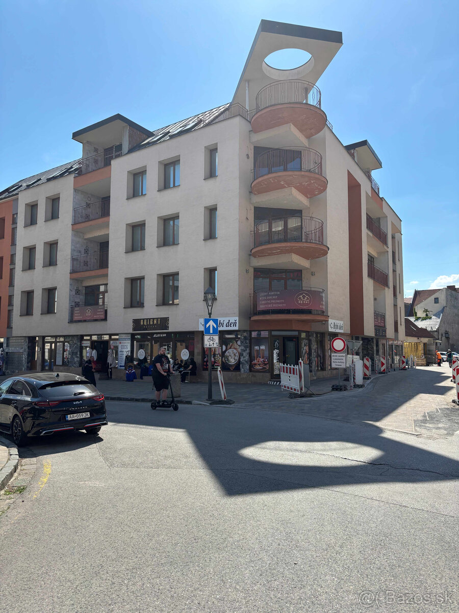 Exkluzívny holobyt v centre Trnavy – tvarujte si svoj luxus