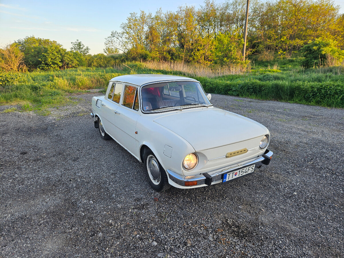Škoda 100