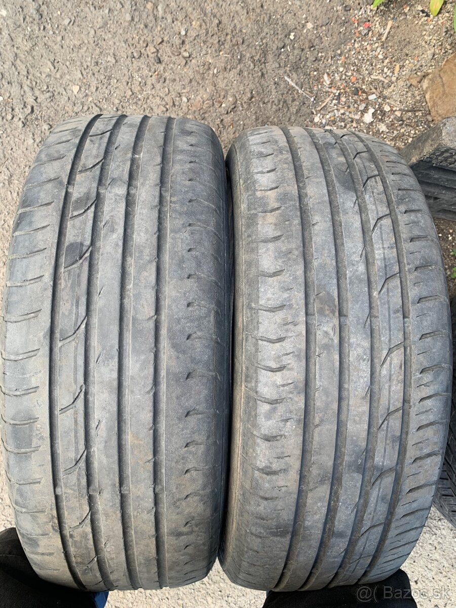215/55 R18 continental