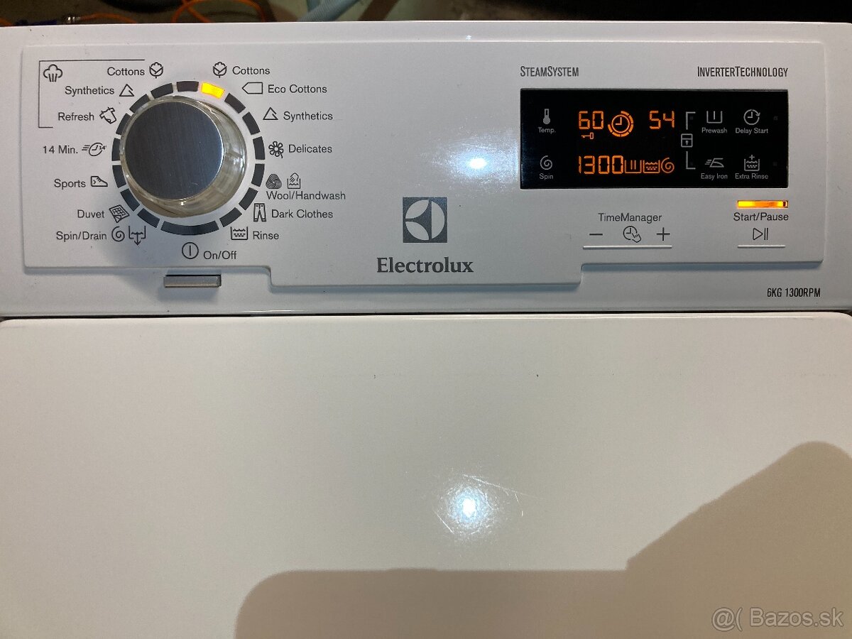 z vrchu plnená Elektrolux EWT1366HDW