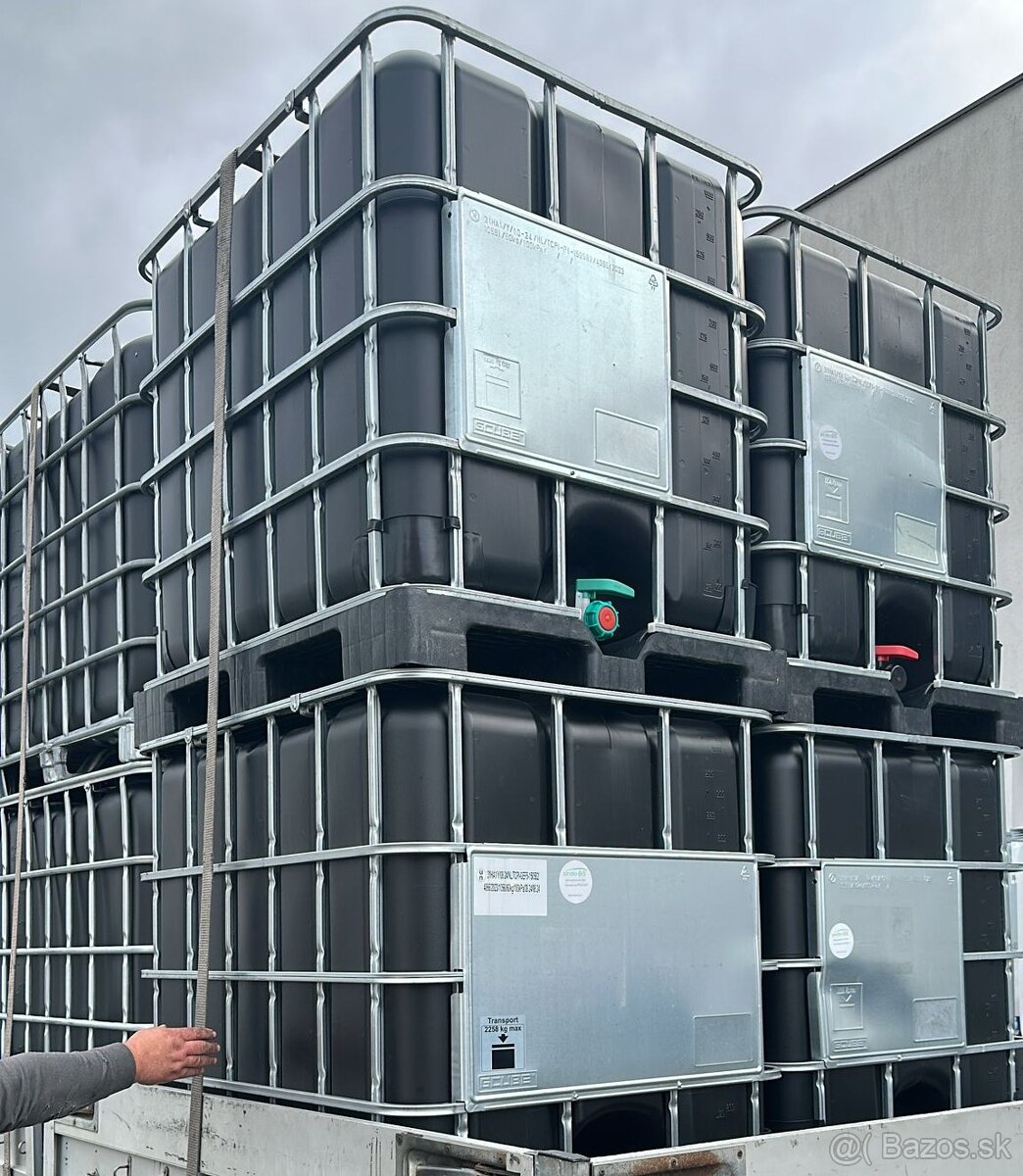 Predám čierne 1000l ibc kontajnery, barely, sudy