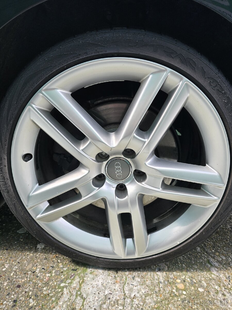Audi elektrony 19"