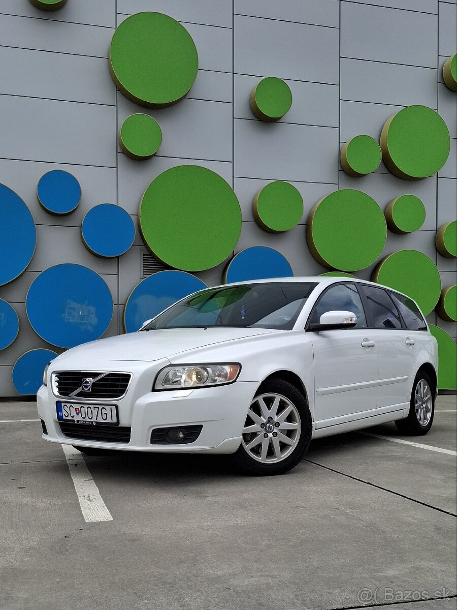 Volvo V50 100kw 2.0D AUTOMAT