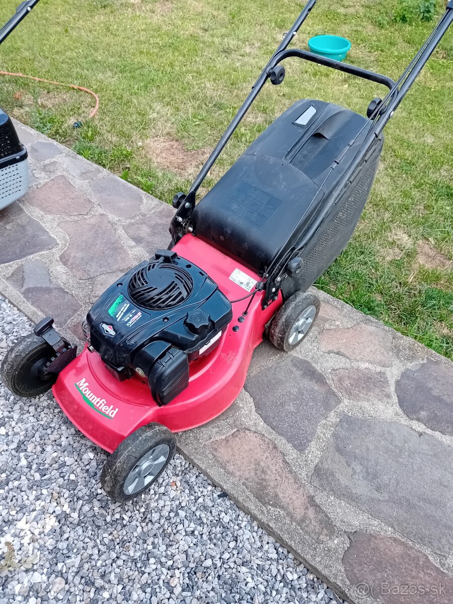 Kosačka s pojazdom