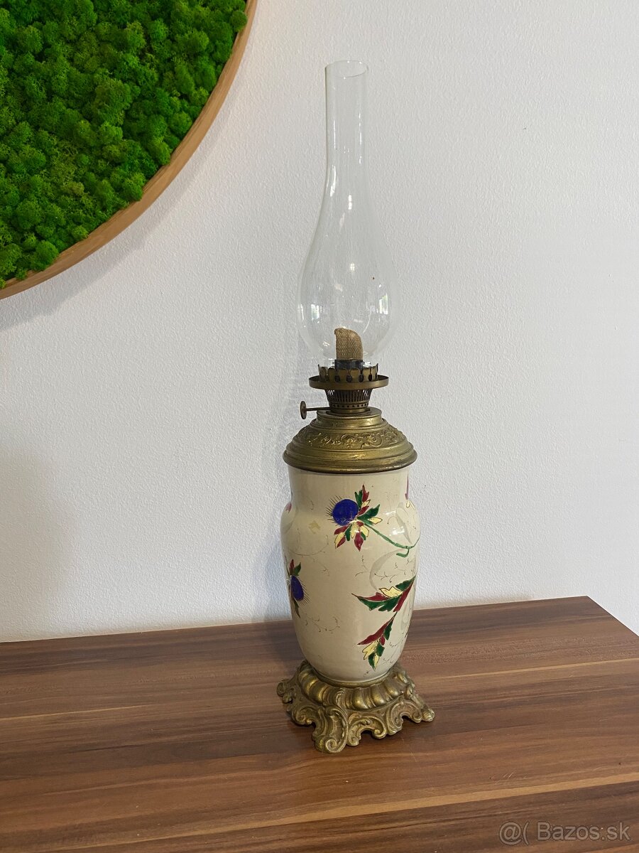 Petrolejová lampa