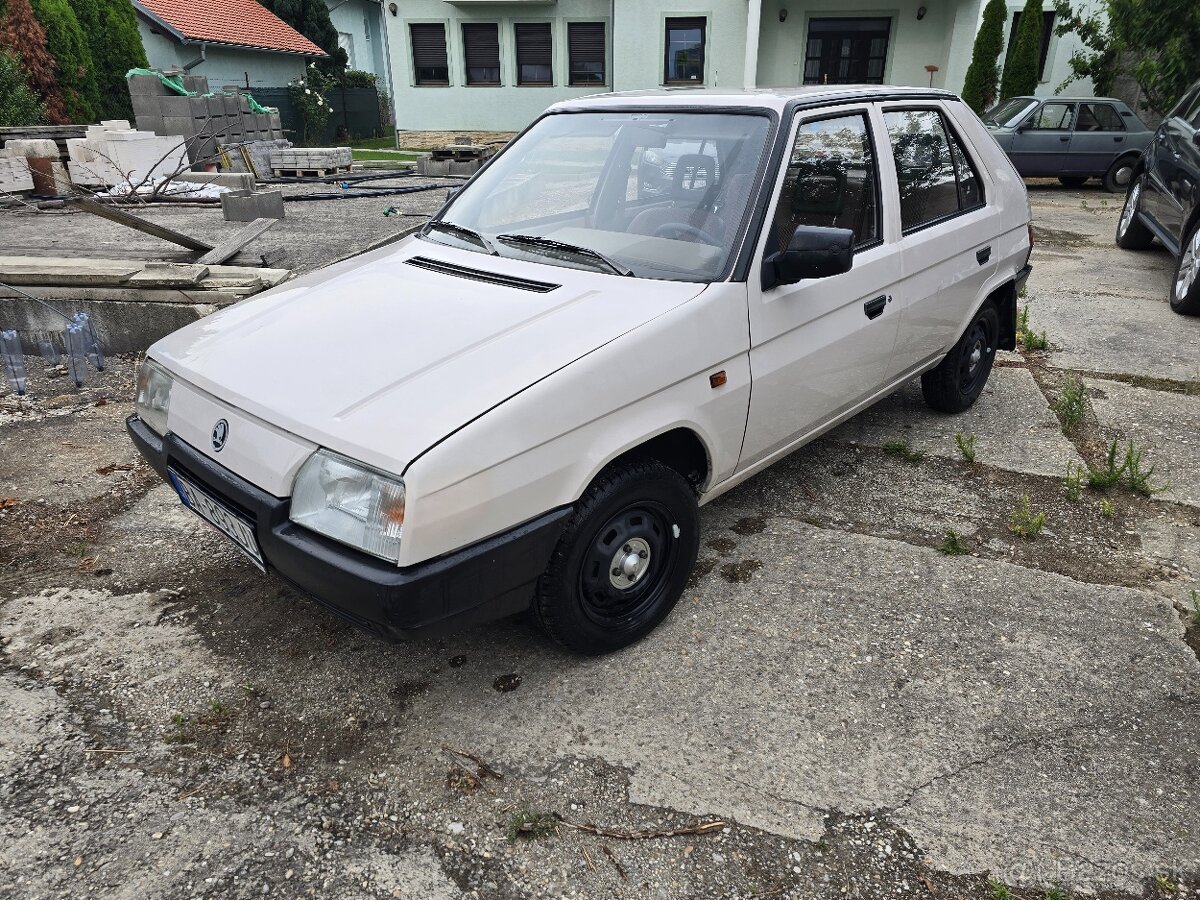 Škoda Favorit