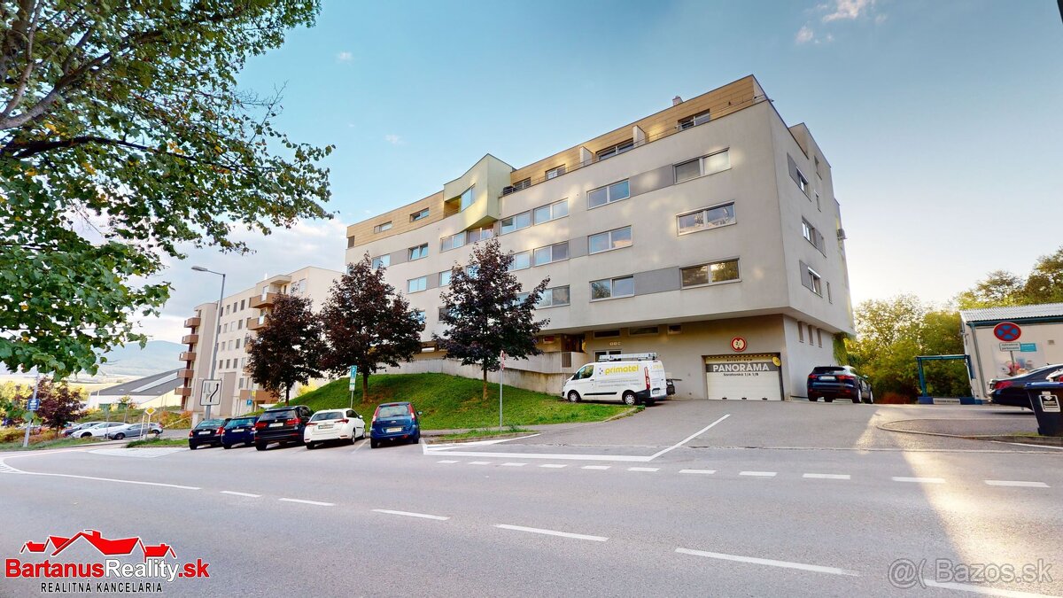 Na predaj veľkometrážny 3-izbový byt s nádherným výhľadom v