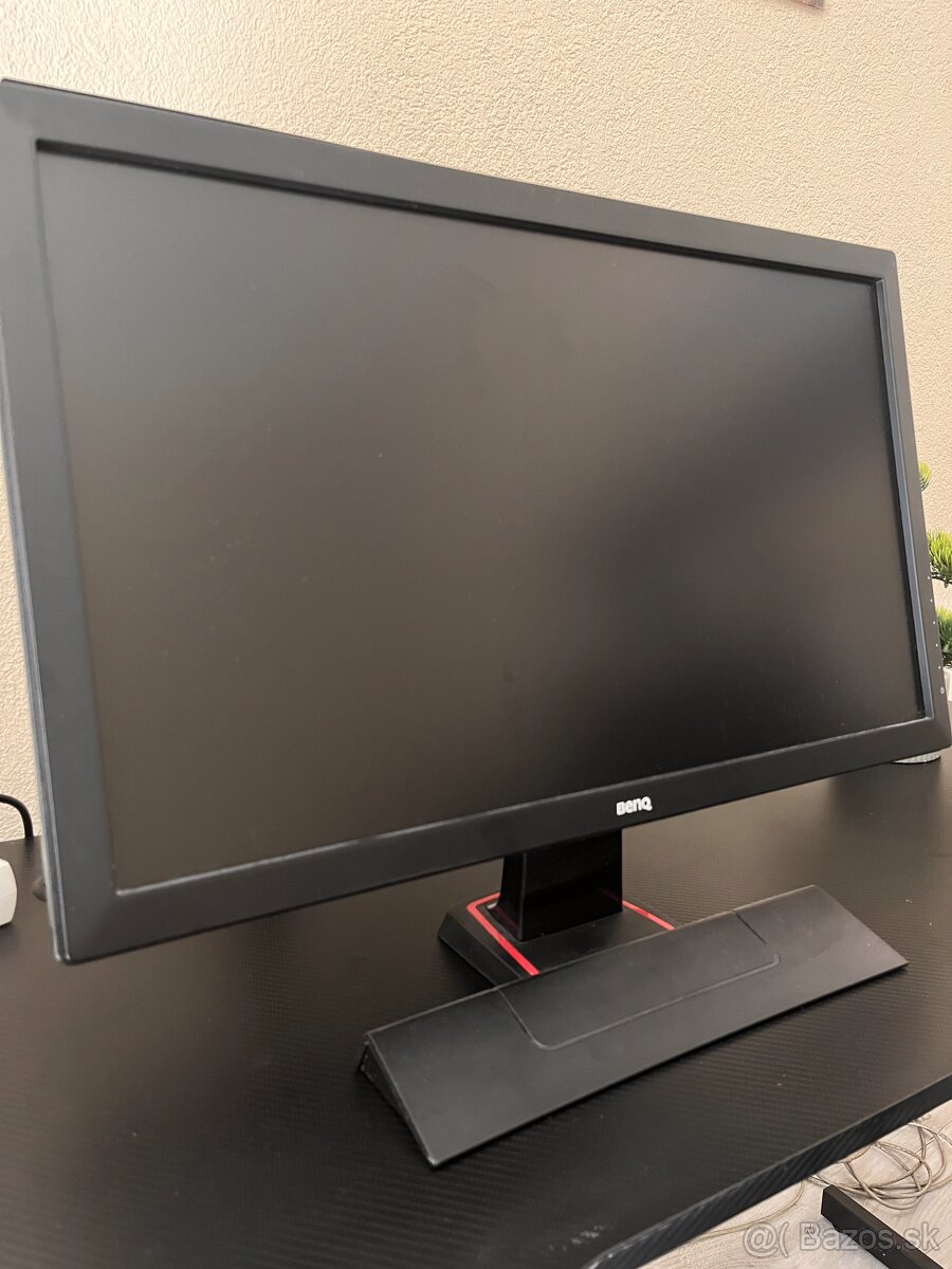 Predám LCD monitor BenQ, cena je pevná