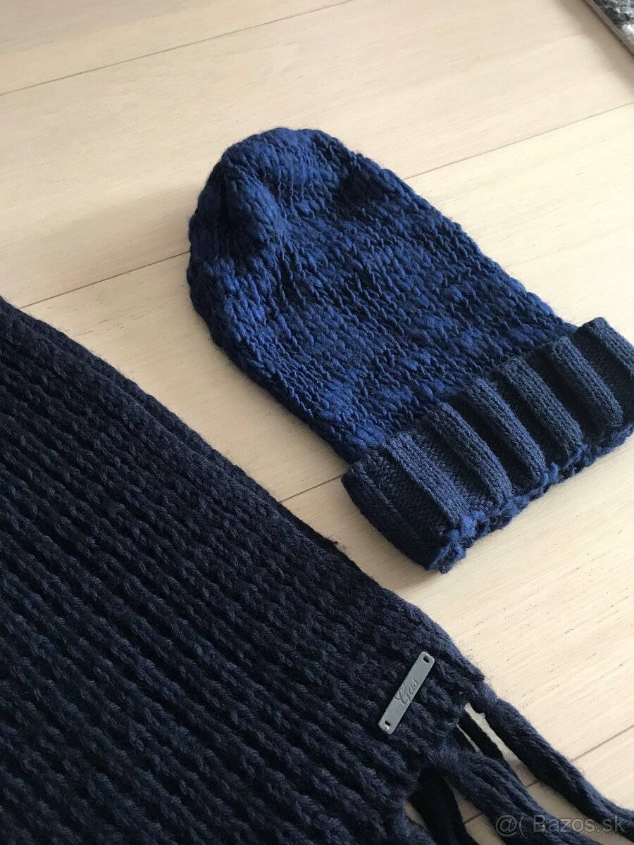 Čiapka a šál teplý modrý talianska značka GAs