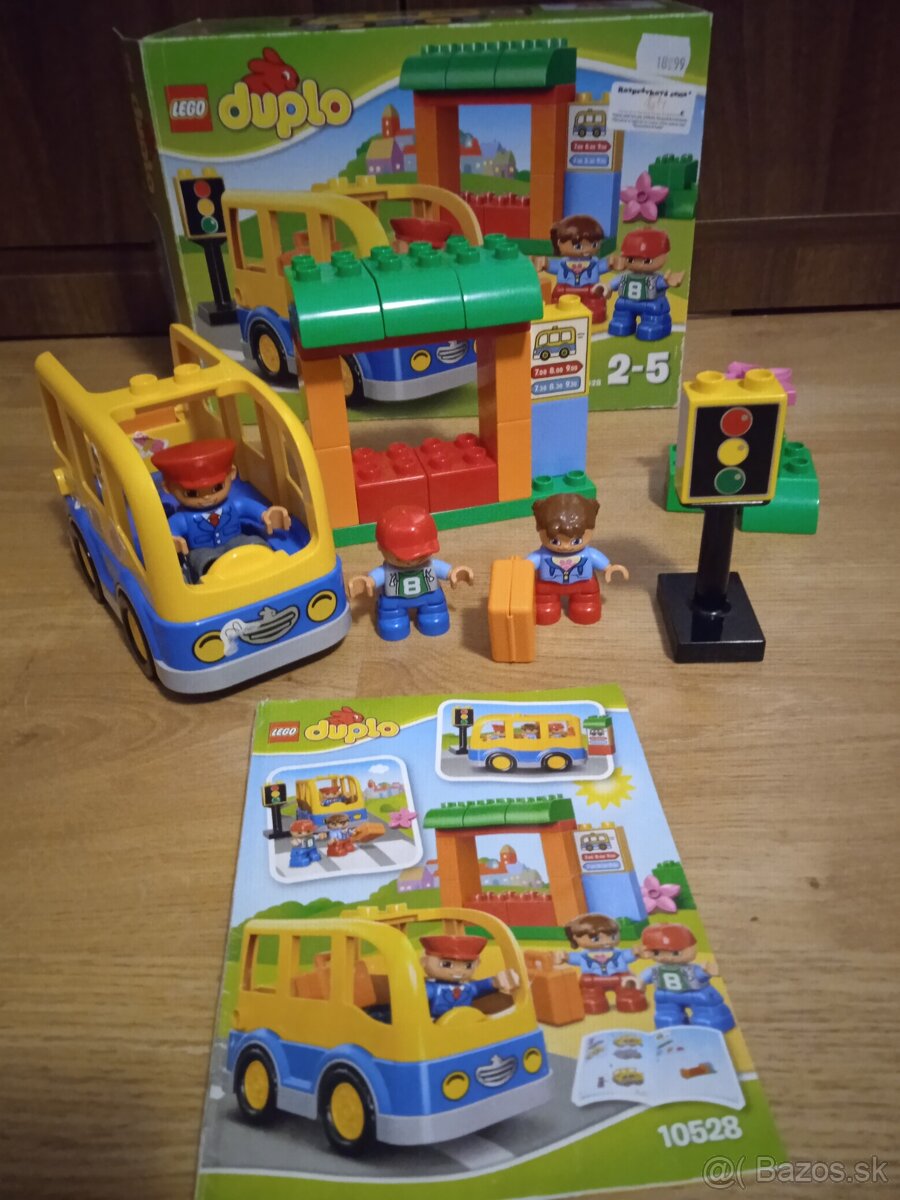 10528 LEGO DUPLO Školský autobus