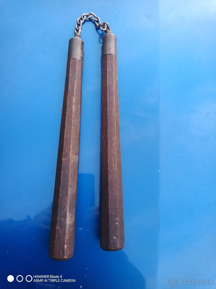Nunchaku