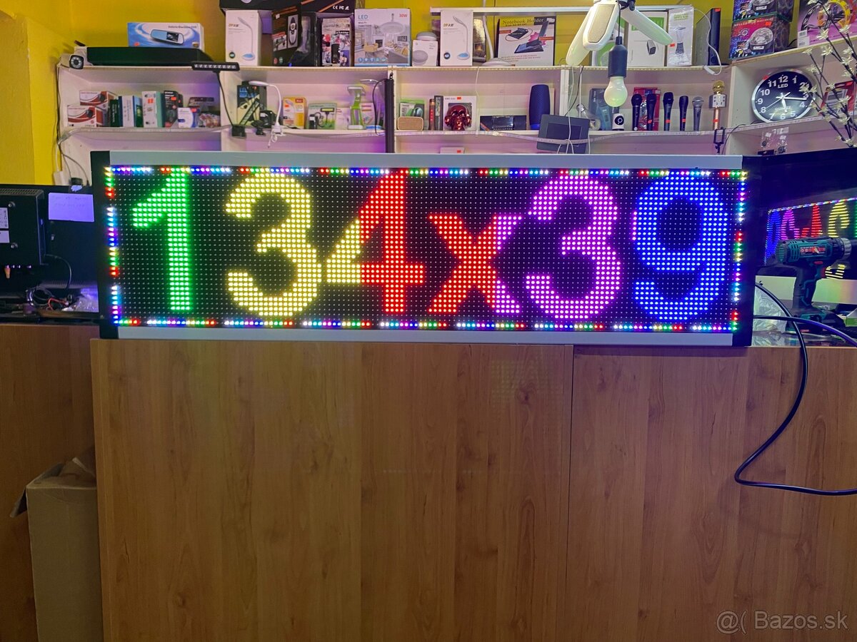 Led reklama farebna